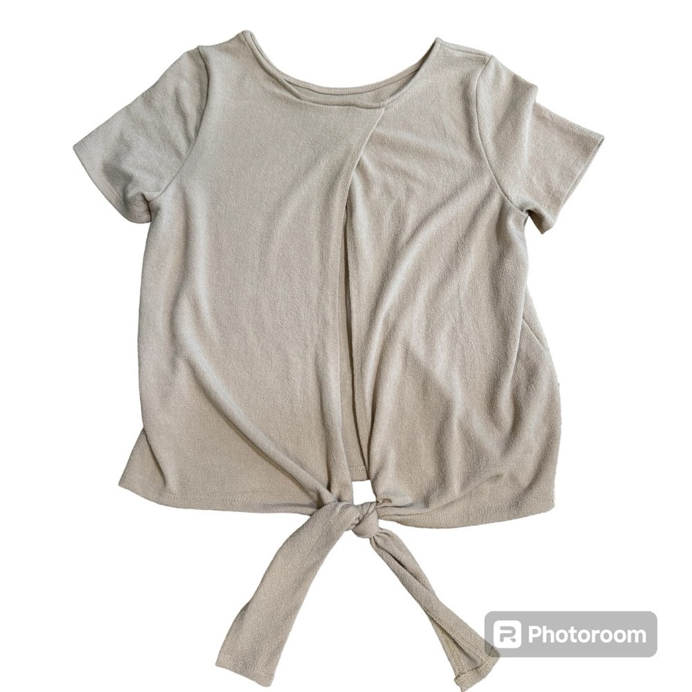 Alya cream beige short sleeved sweater blouse back slit and tie, scoop neck, S.
